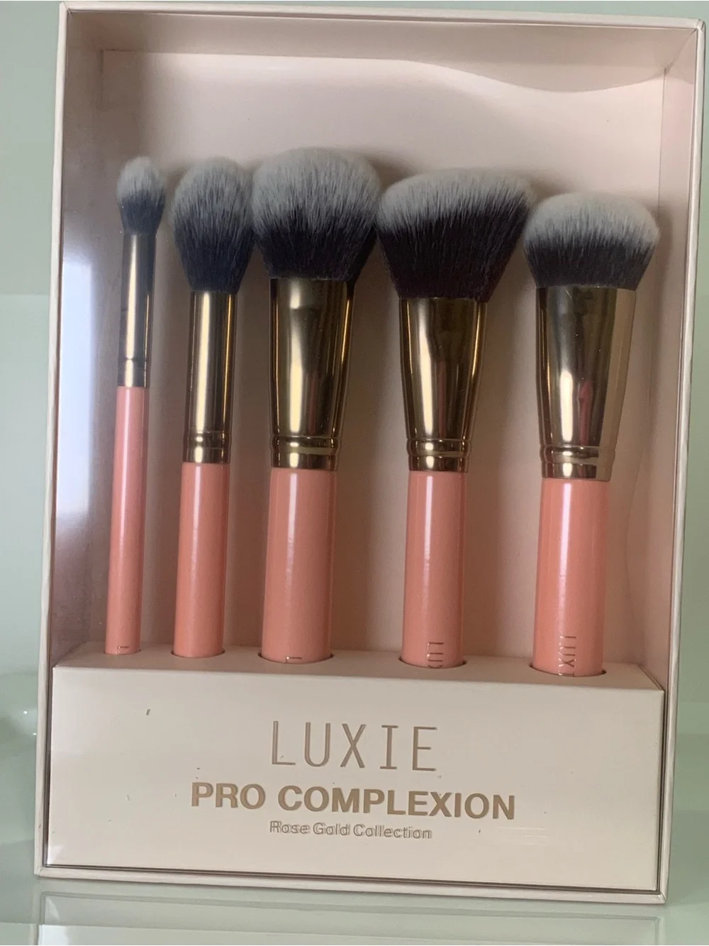 Luxie Pro Complexion Rose Gold Collection Brush Set